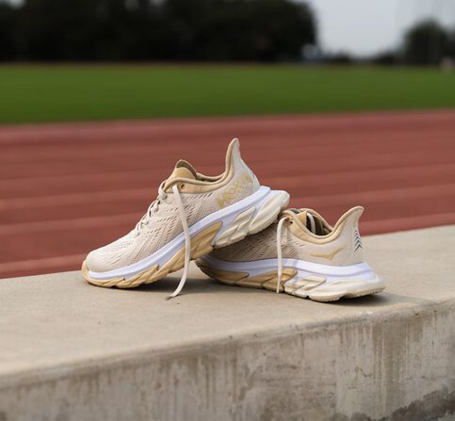 Hoka One One Hardloopschoenen Heren - Clifton Edge - Beige - AP0218453